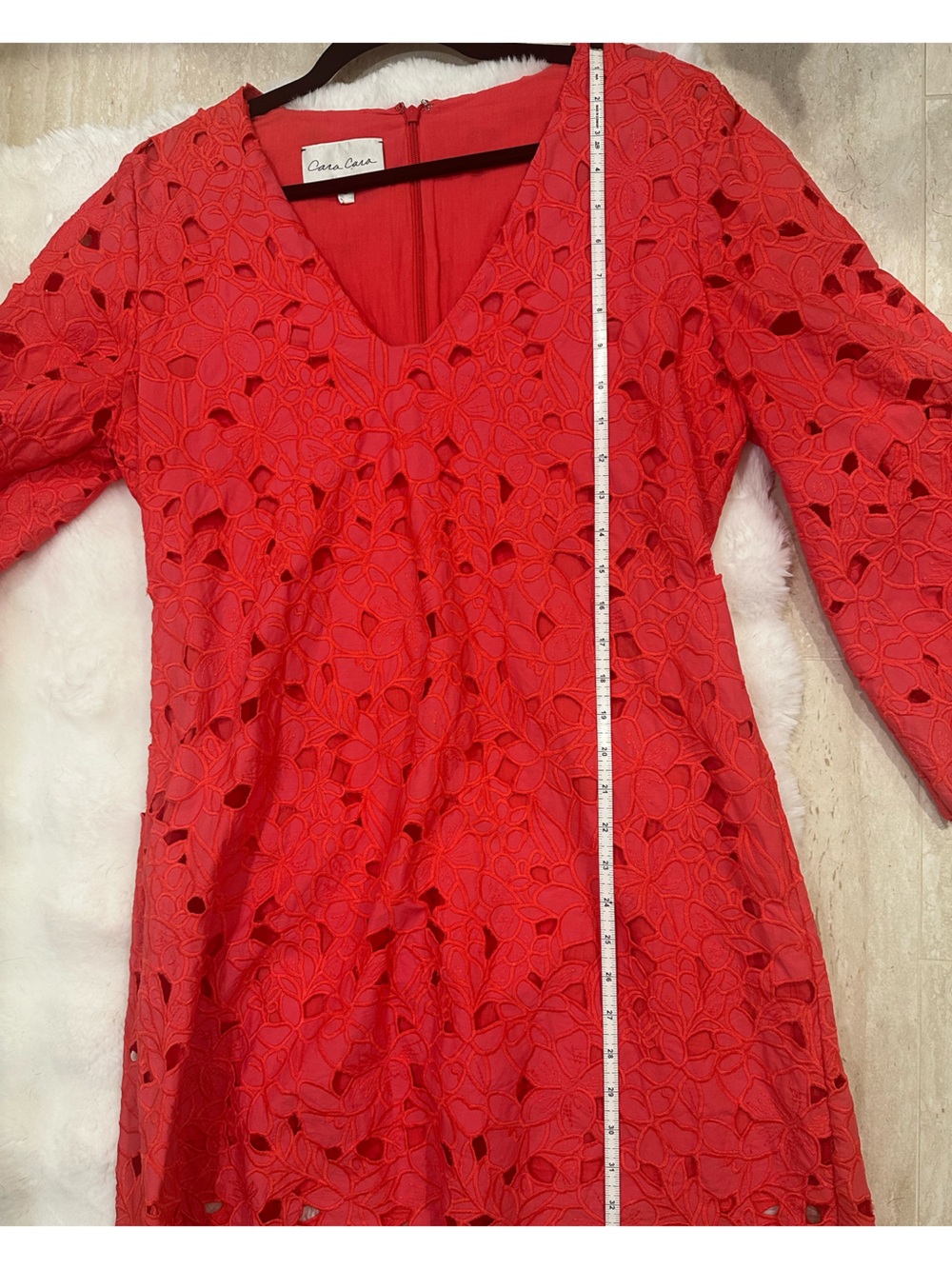Cara Cara Coral Eyelet Lace V-Neck dress size L - Picture 4 of 4